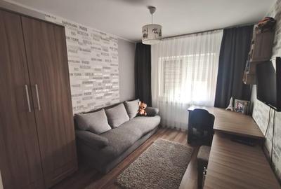 Apartament 3 camere 72 zona Bradet 89.000eur neg usor - 3