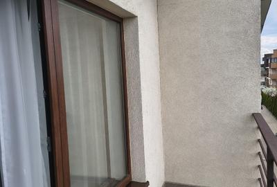 Vând apartament cu parcare - 6