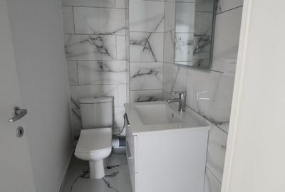 Decomandat 3 camere bloc nou et 3 Comision 0% - 7