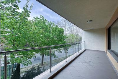 Apartament cu 3 camere decomandat în Herăstrău