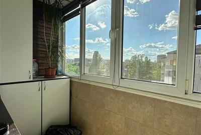 Apartament cu 3 camere in Decebal - 6