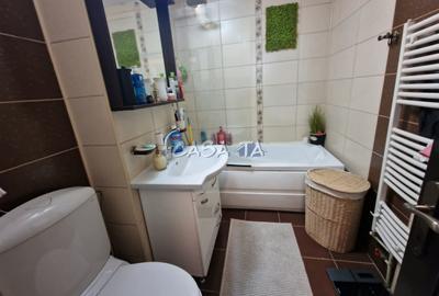 Inchiriere apartament 2 camere, situat in Targu Jiu, Str .9 Mai - 9