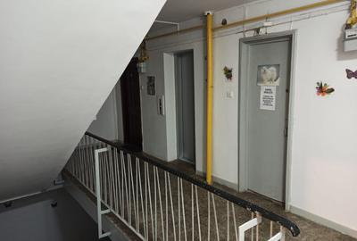 3cam.dec-1baie-disponibil imediat/Bvd Brancoveanu 130-132,sector 4 - 37