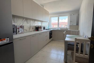 2 camere decomandat, 4/4, mobilat și utilat, Subcetate Sânpetru - 5