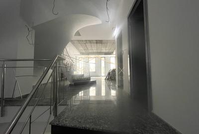 Spatiu comercial***300 mp***Cladire noua// Centrul Istoric - 2
