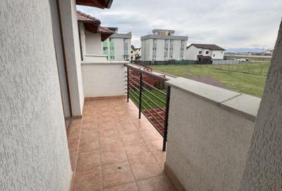Sanpetru, casa de inchiriat P + E - 17