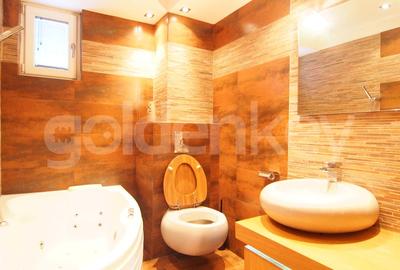 Triplex superb cu 4 camere si terasa generoasa cu priveliste - 11