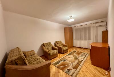 Apartament 2 camere Pacurari Petru Poni decomandat 55mp etaj.1