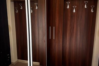 Apartament mare, luminos, 50 metri de metrou. - 4