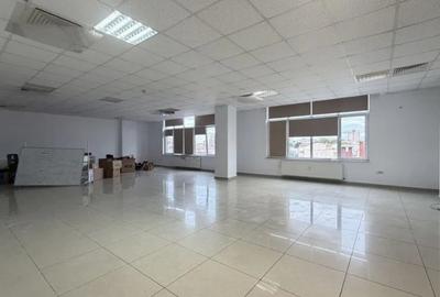 Delfinariu-bd. Mamaia, spatiu birouri, 120 mp., openspace - 4