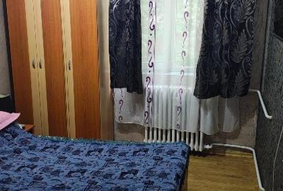 Apartament 2 camere decomandat circular, Podu Ros, etaj 1 - 3
