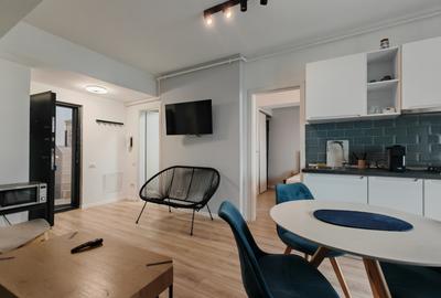 Apartament 2 camere, decomandat, 51 mp, Mamaia Centru, VEDERE la LAC, cod 161332 - 2