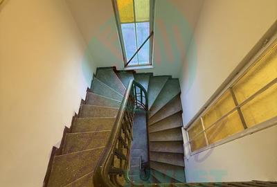 Eleganta, stil si mult potential intr-un apartament interbelic de 3 camere - 14