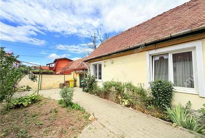 Casa individuala cu 3 camere de vanzare in Lazaret - 1