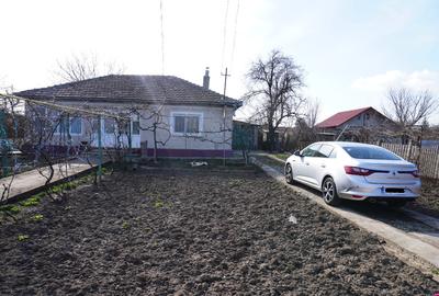 Casă individuală cu 3 camere în Nord