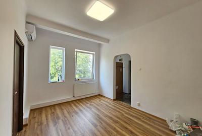Apartament cu 3c, ideal birou, la 6 min. de metrou si loc de parcare - 2