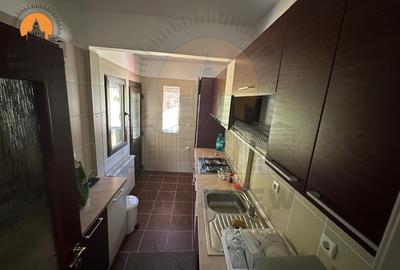 Vilă 234 mp în Predeal, spre Pârâul Rece – 4 dormitoare, 5 băi, teren 364 mp - 7