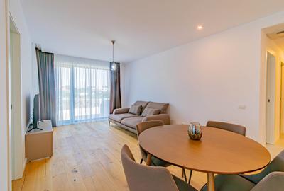 Apartament cu 3 camere decomandat în Aviației