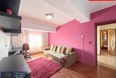 Apartament cu 2 camere decomandat în Micro 16
