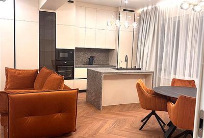 Apartament cu 3 camere semidecomandat, mobilat în Pipera
