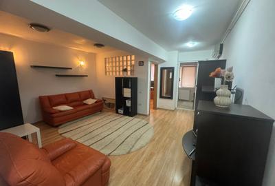 Apartament cu 2 camere semidecomandat, mobilat în Tomis Nord