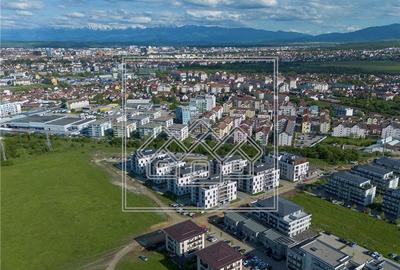 Apartament cu 3 camere nedecomandat în Turnișor