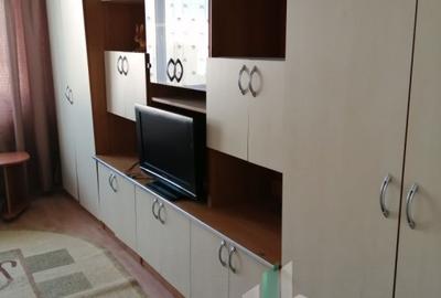 Garsonieră semidecomandată, mobilată în Mărăști