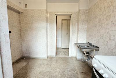 Ion Mihalache 38. 3 camere decomandat. La doi pasi de piata Victoriei - 12