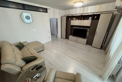 Apartament cu 2 camere decomandat, mobilat în Tomis Nord