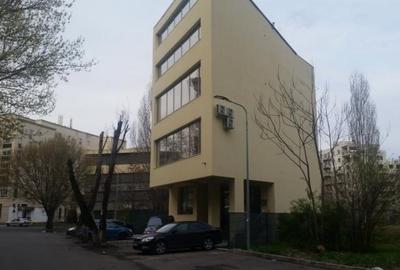 Birou, de 600 mp, în Națiunile Unite