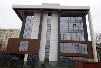 Pantelimon Piata Delfinului Imobil S+P+4 Comercial si Birouri pt Clinica Scoala - 2