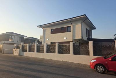 Vila P 1 Tunari - 2