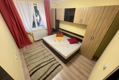 Apartament cu 3 camere semidecomandat, mobilat în Gheorgheni