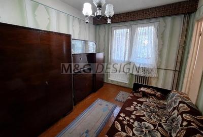 Apartament 3 camere zona Dacia etaj 2 - 4