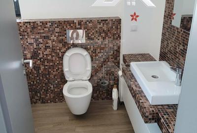 Închiriez apartament 3 camere LUX –  strada Toporași - 8