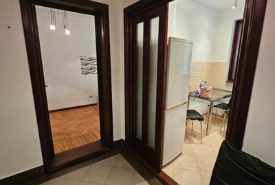 Apartament 3 camere- – ultracentral- mobilat și utilat - 2