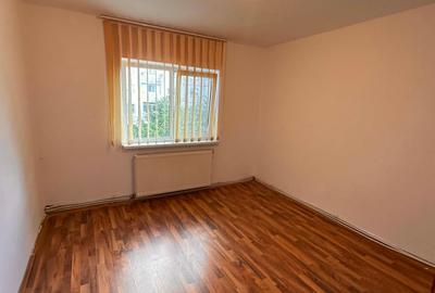Apartament 2 camere 54 mp, decomandat, et. 3 - 2