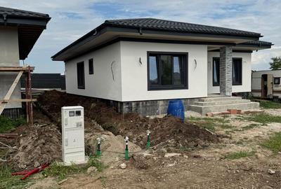 Casă la cheie, 4 camere și terasă | Brănești, Str. Salcâmului - 7