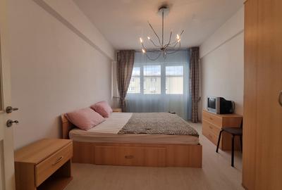 Apartament cu 2 camere decomandat, mobilat în Ultracentral