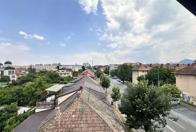 Apartament 3 camere bloc vila - 75 mp + parcare - Tractorul 137500 euro - 3