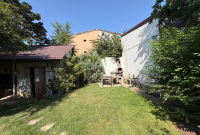 PROPUN SPRE VANZARE CASA RENOVATA ZONA 1 MAI - 14