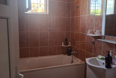 Casa  eleganta  constructie BCA , teren 300 MP, gaz,Lumina, 113900 euro - 9