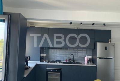 Apartament cu 3 camere decomandat, mobilat în Florești