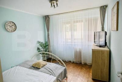 Apartament cu 2 camere semidecomandat, mobilat în Rovine