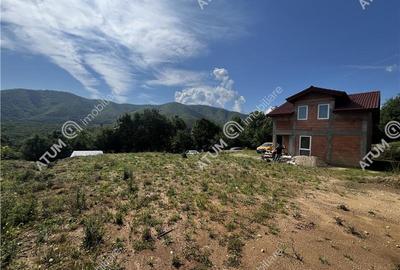 Teren Construcții intravilan de 1641 mp, în Central