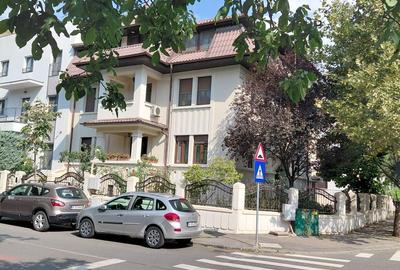 Aviatorilor (Pangratti), 4 camere in vila, parcare, terasa,rezidenta sau birouri - 1