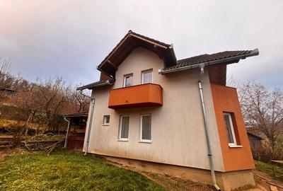 Casa Individuala Valea Jalnei 550mp teren - 2