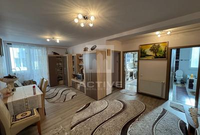 Apartament cu 3 camere semidecomandat, mobilat în Florești