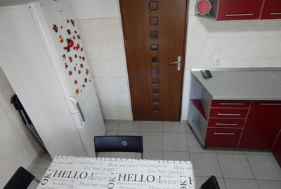 AP. 2 CAMERE- P-TA SUDULUI, BLOC REABILITAT, PARCARE, METROU 8 MN - 7