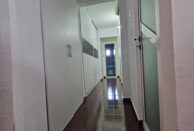 Navodari(Sud)- 3 camere decomandate confort 0, parcare, gaze - 87.000euro - 19